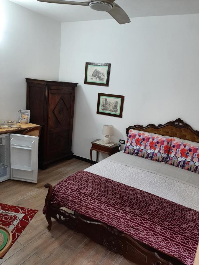 Retro' Beb Bed & Breakfast La Spezia Bagian luar foto